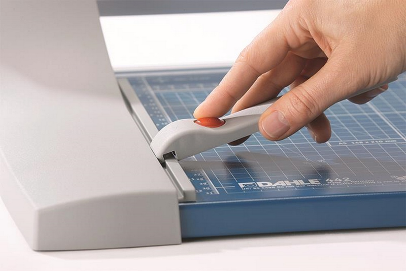 Dahle 442 Sürgülü Giyotin